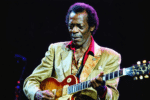 d&eacute;couvrez chuck berry en 6 cl&eacute;s : ses riffs embl&eacute;matiques, son influence d&eacute;cisive et l&rsquo;h&eacute;ritage du pionnier qui a fa&ccedil;onn&eacute; le rock&rsquo;n&rsquo;roll.