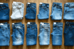 r&eacute;inventez vos vieux jeans sans en acheter de nouveaux gr&acirc;ce &agrave; 8 id&eacute;es tendance, faciles &agrave; adopter pour leur donner une seconde vie.
