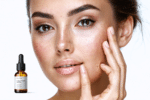 d&eacute;couvrez comment les peptides de cuivre soutiennent l&rsquo;apparence d&rsquo;une peau plus ferme et rebondie et s&rsquo;int&egrave;grent &agrave; une routine anti-&acirc;ge.